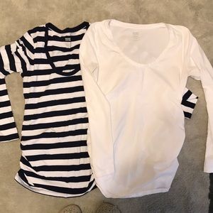 2 Old Navy Long Sleeve Maternity tees